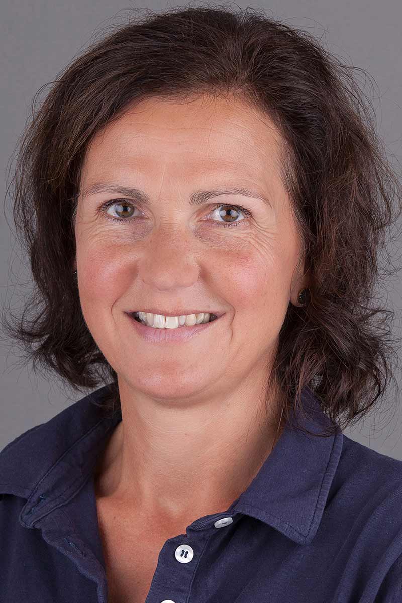 Dr. Simone Tenhagen-Holscher